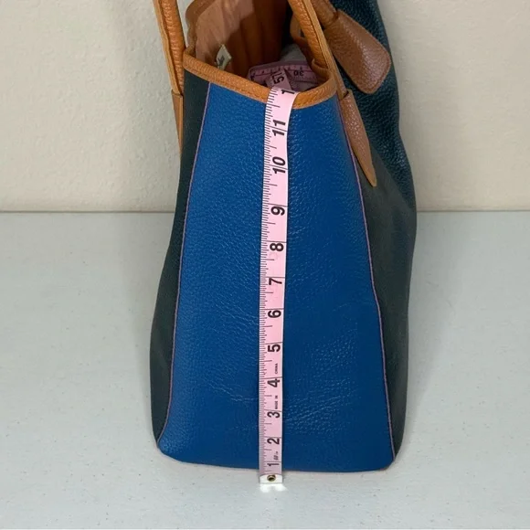 Neiman Marcus Tote Bag Tri-color Camel Brown, Black & Blue Vegan Pebble Leather - Picture 5 of 9